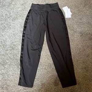 Athleta Nolita Slim Tapered Crop Pant in Chocolate